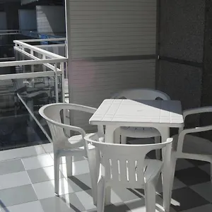 Zeus Montblanc Apartamento Salou