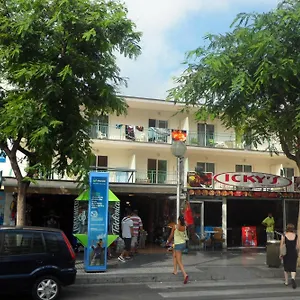 rex-apartment.top-hotels-tarragona.com/