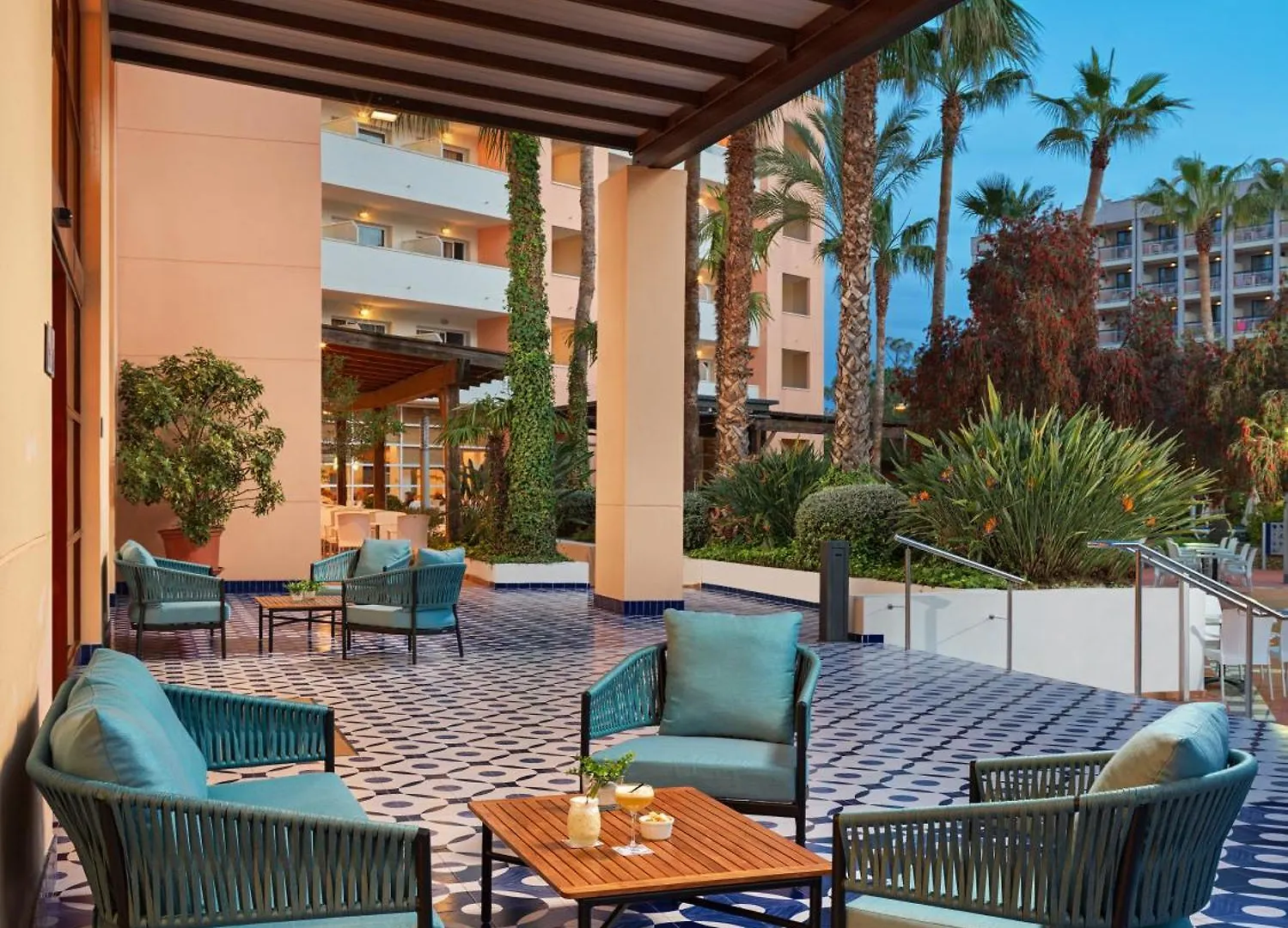 H10 Salauris Palace Salou